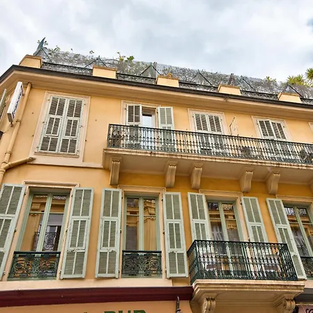 9 Alberti Centre Nice