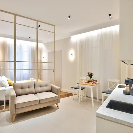 9 Alberti Centre Appart hôtel