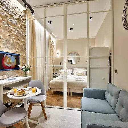 Appart hôtel 9 Alberti Centre *
